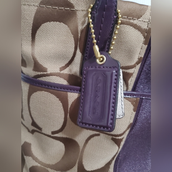 Coach Brown Tote - Picture 10 of 14